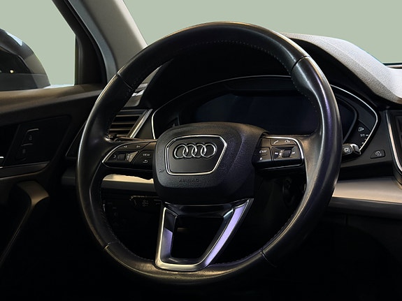 Audi Q5 17 of 30