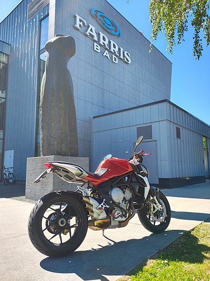 MV Agusta Brutale 800 4 of 14