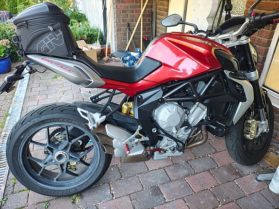 MV Agusta Brutale 800 9 of 14