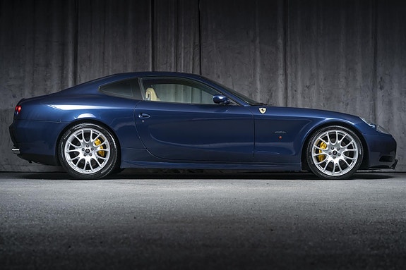 Ferrari 612 6 of 30
