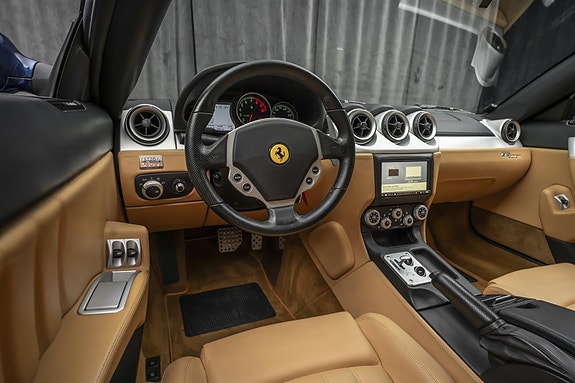 Ferrari 612 16 of 30