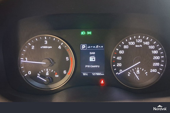Hyundai Tucson 13 of 19