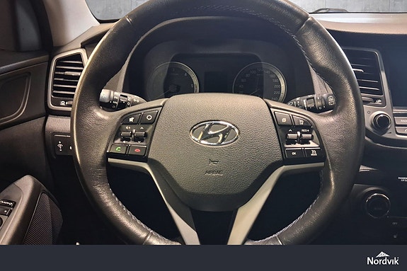 Hyundai Tucson 12 of 19