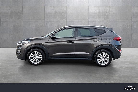 Hyundai Tucson 2 of 19
