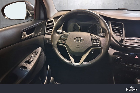 Hyundai Tucson 11 of 19