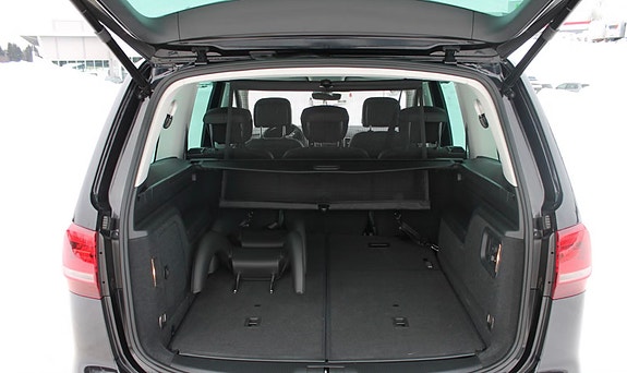 Volkswagen Sharan 2 of 18