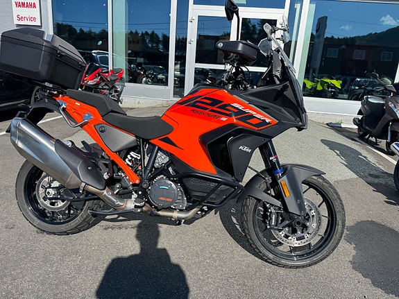 KTM 1290 Super Adventure S 3 of 22