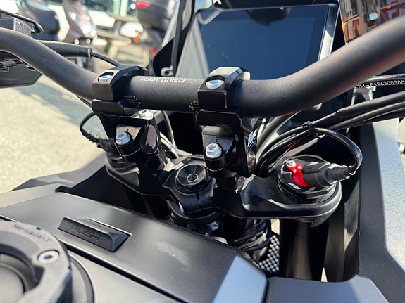 KTM 1290 Super Adventure S 15 of 22