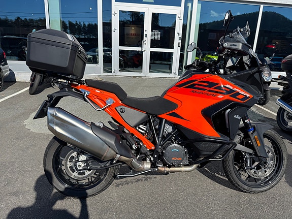 KTM 1290 Super Adventure S 10 of 22