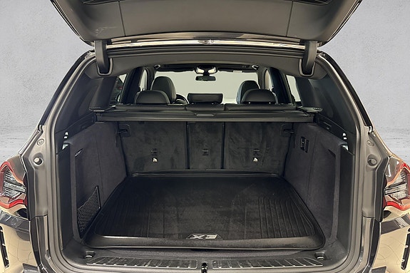 BMW iX3 18 of 20