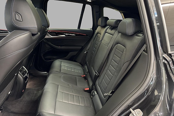 BMW iX3 16 of 20