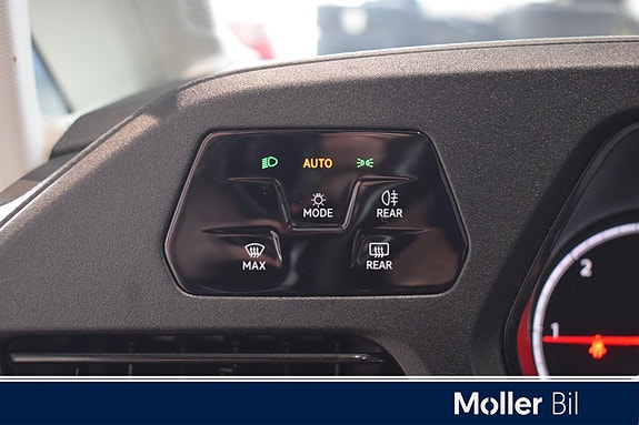 Volkswagen Caddy Maxi 10 of 20