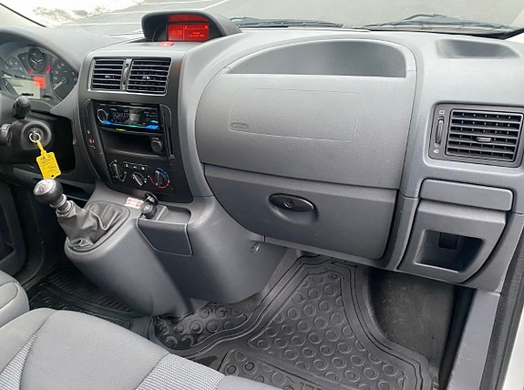 Toyota Proace 7 of 11