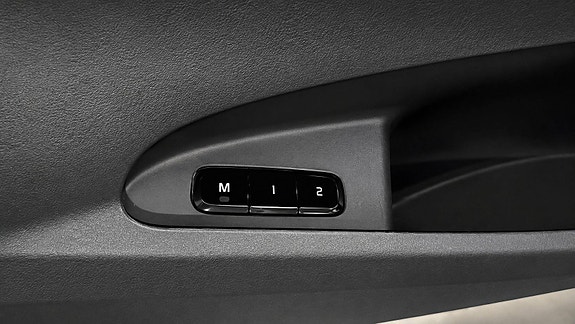Polestar 2 13 of 26