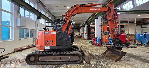 Hitachi ZX85US-5A 9 of 30
