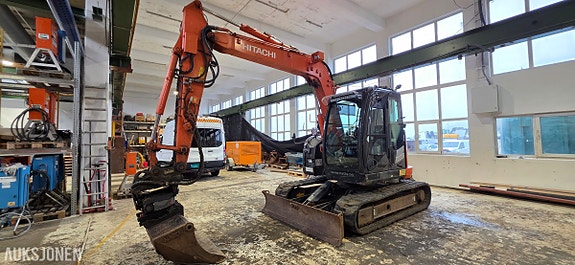 Hitachi ZX85US-5A 3 of 30
