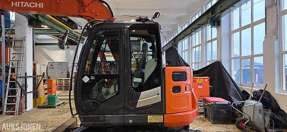 Hitachi ZX85US-5A 14 of 30