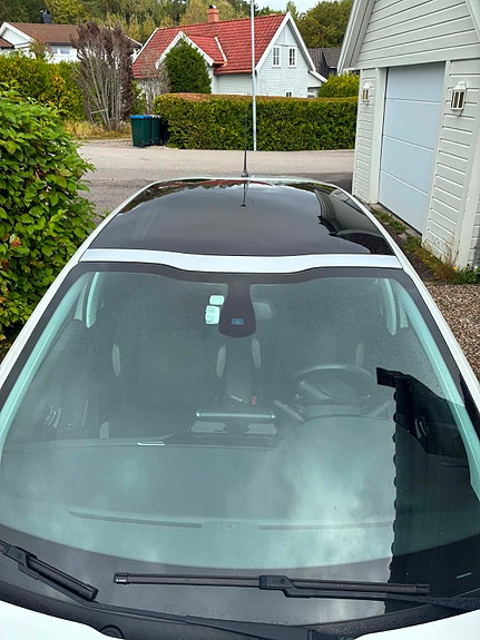Peugeot 208 4 of 13