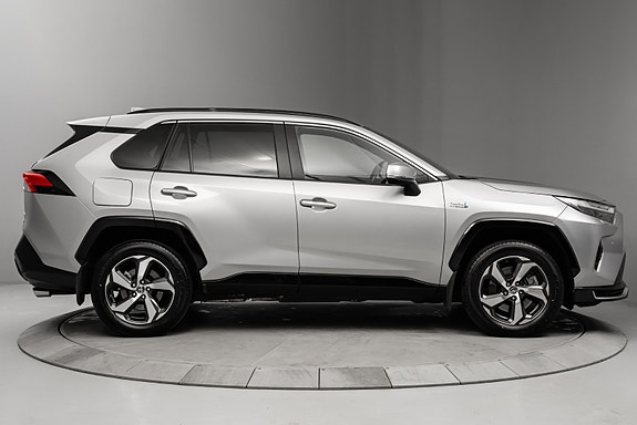 Toyota RAV4 5 of 30