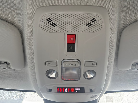 Citroen E-C4 28 of 29