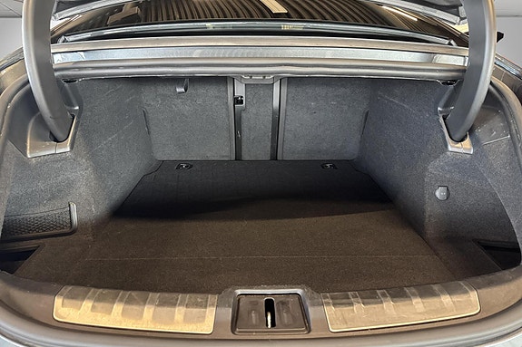 Audi e-tron GT 9 of 27
