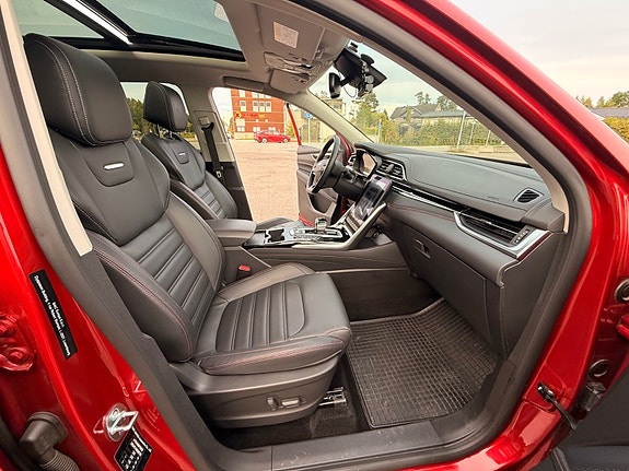 Maxus Euniq 6 18 of 29