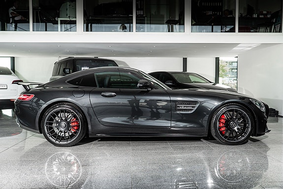 Mercedes-Benz AMG GT S 4 of 28