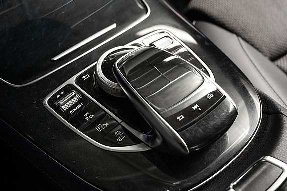 Mercedes-Benz E350 e 30 of 30