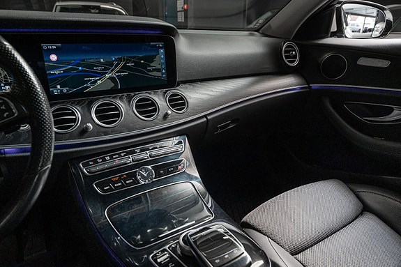 Mercedes-Benz E350 e 28 of 30