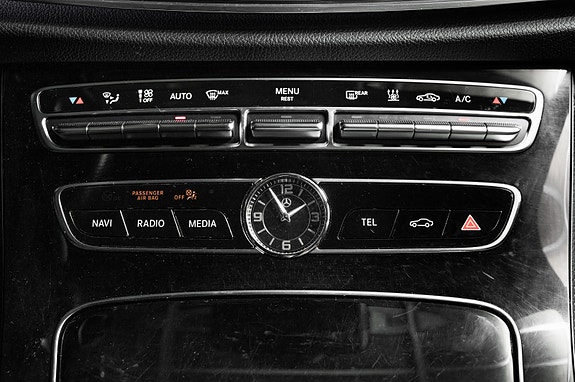Mercedes-Benz E350 e 29 of 30