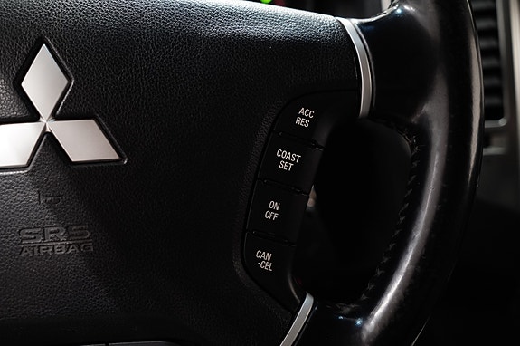 Mitsubishi Pajero 28 of 29