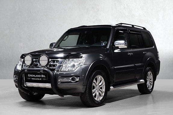 Mitsubishi Pajero 8 of 29