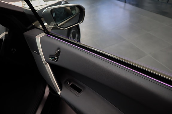 BMW iX 26 of 30