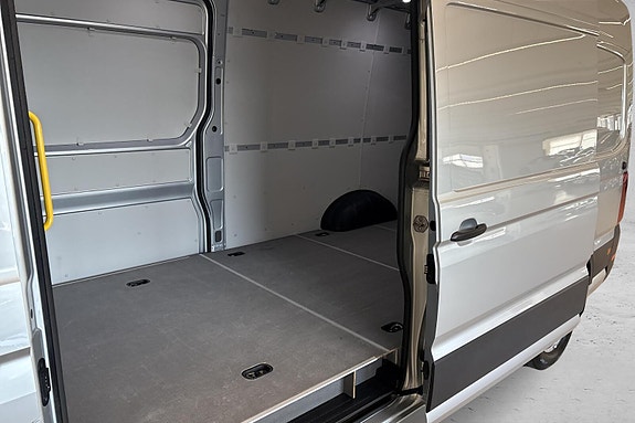 Volkswagen Crafter 18 of 22