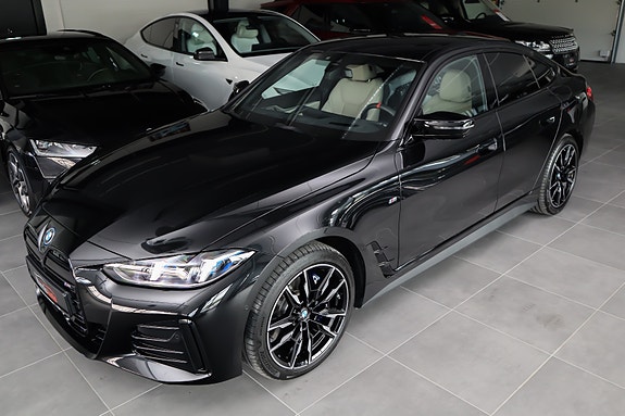 BMW i4 11 of 30