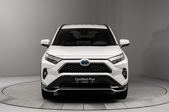 Toyota RAV4 6 of 29