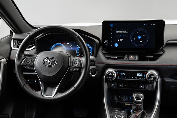 Toyota RAV4 22 of 29