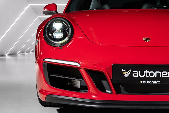 Porsche 911 Carrera 4 GTS 5 of 30