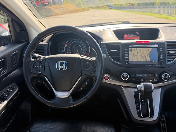 Honda CR-V 17 of 24