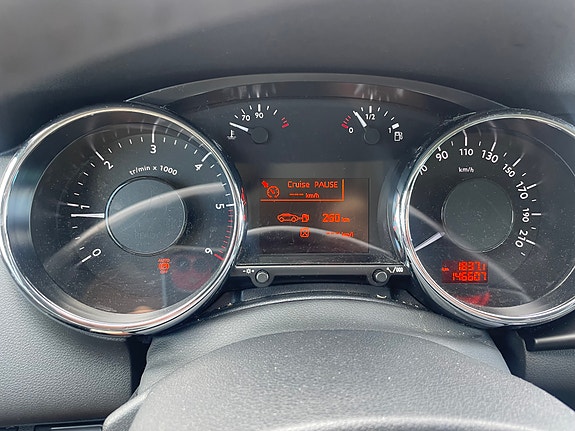 Peugeot 3008 13 of 24