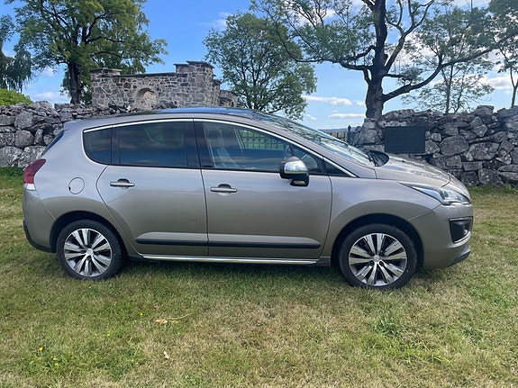 Peugeot 3008 2 of 24
