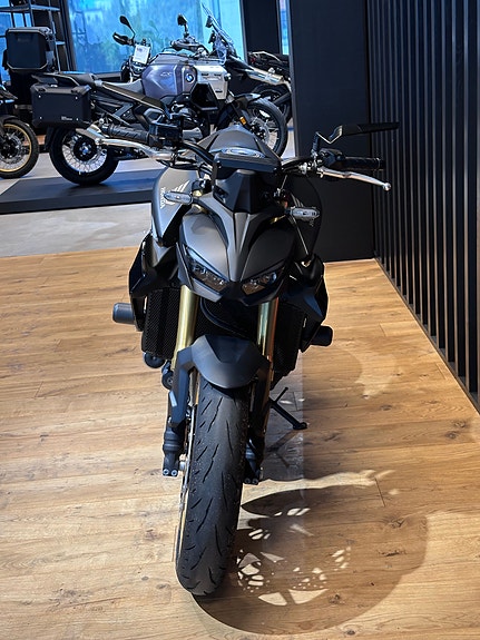 Honda CB1000 Hornet SP - Mye utstyr! 5 of 15