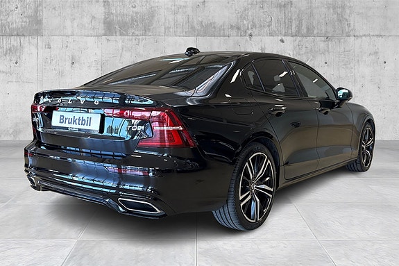 Volvo S60 5 of 24