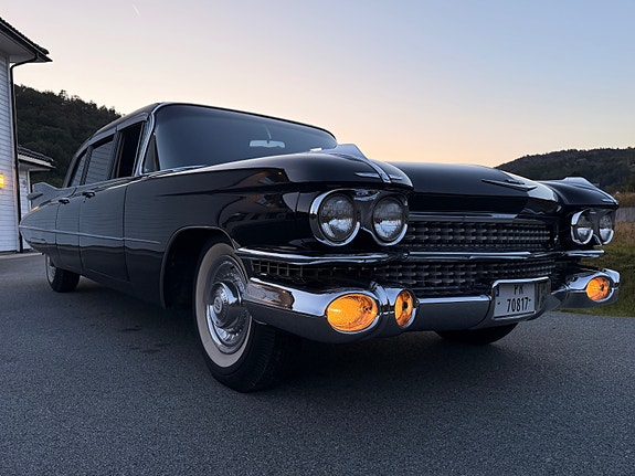 Cadillac Fleetwood 20 of 30