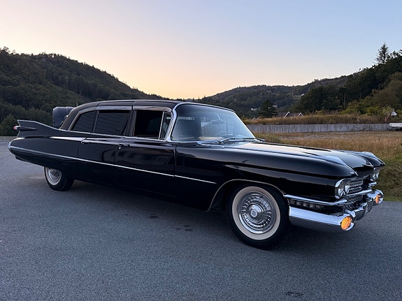 Cadillac Fleetwood 18 of 30