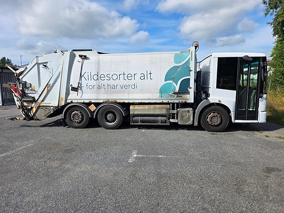 Mercedes-Benz Econic komprimatorbil - Joab 2 kammer påbygg - CNG 2 of 19
