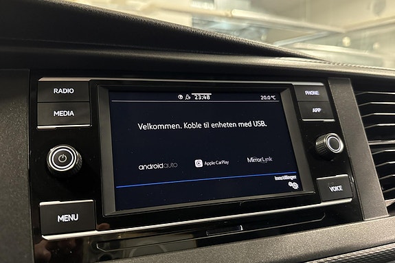 Volkswagen Transporter 12 of 24