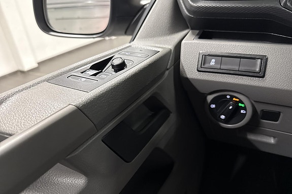 Volkswagen Transporter 17 of 24