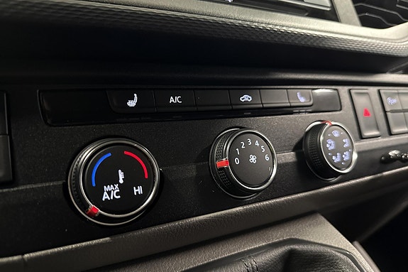 Volkswagen Transporter 15 of 24