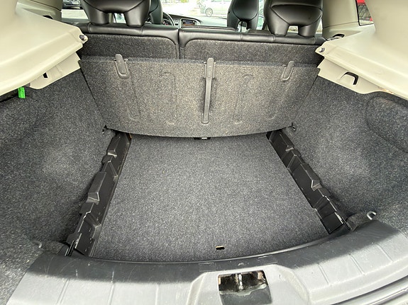 Volvo V40 22 of 30